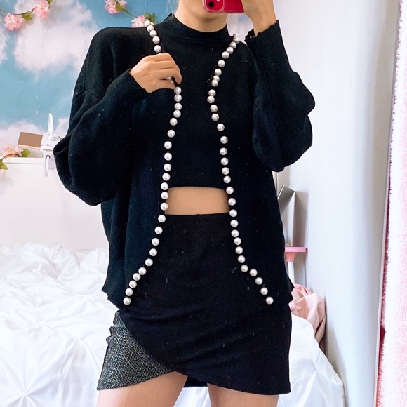 (SALE) Black Pearl Sweater Cardigan Thick Small Hook Closure - Picture 6 of 8